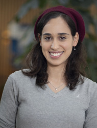 Elisheva  Zur (Schwarz)