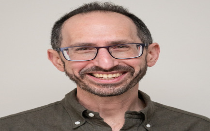 yoram_crop3web.jpg