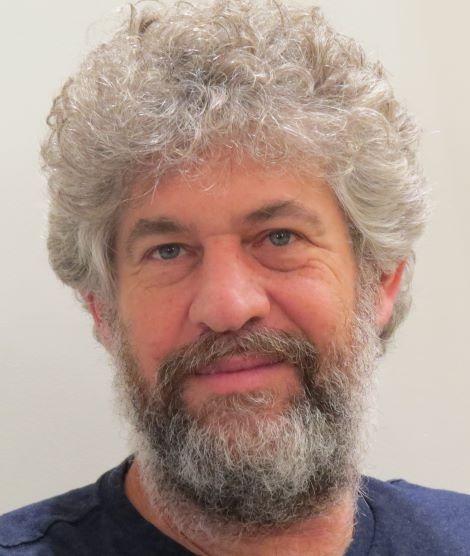 noam-photo-2016-small_0.jpg