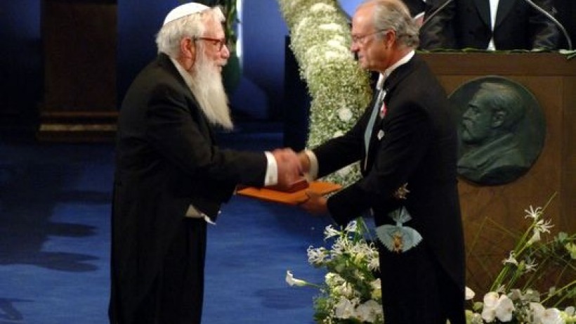 NOBEL AUMAN